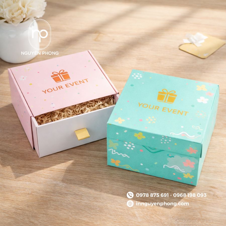 Thiết kế hộp quà doanh nghiệp đơn giản